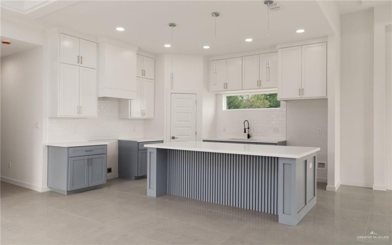 614 Sonny Drive, San Juan, TX 78589, 3 Bedrooms Bedrooms, ,3 BathroomsBathrooms,Residential,For Sale,614 Sonny Drive,473724
