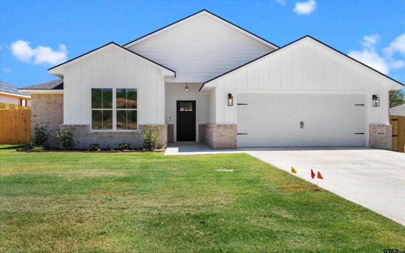 16513 Crossing Circle, Lindale, TX 75771, 4 Habitaciones Habitaciones , ,2 BañosBaños,Residential,En Venta,16513 Crossing Circle,25009956