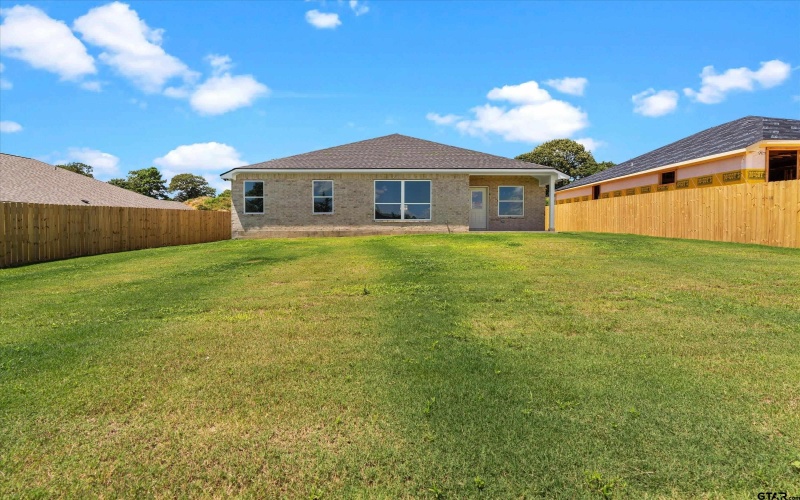 16513 Crossing Circle, Lindale, TX 75771, 4 Habitaciones Habitaciones , ,2 BañosBaños,Residential,En Venta,16513 Crossing Circle,25009956