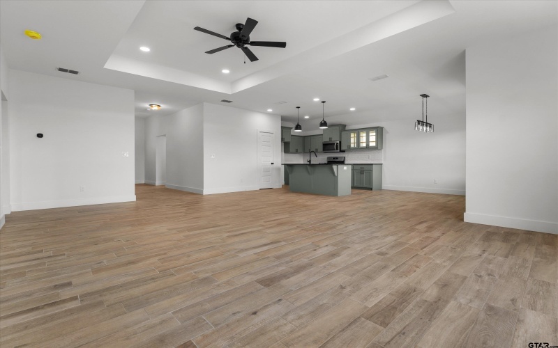 16513 Crossing Circle, Lindale, TX 75771, 4 Habitaciones Habitaciones , ,2 BañosBaños,Residential,En Venta,16513 Crossing Circle,25009956