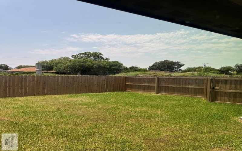 4974 ALEXA RD. #B, BROWNSVILLE, TX 78521, 3 Habitaciones Habitaciones , ,2 BañosBaños,Residential Lease,En Alquiler,4974 ALEXA RD.,29766430