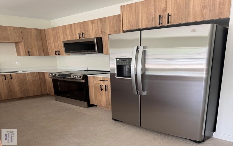 4974 ALEXA RD. #B, BROWNSVILLE, TX 78521, 3 Habitaciones Habitaciones , ,2 BañosBaños,Residential Lease,En Alquiler,4974 ALEXA RD.,29766430