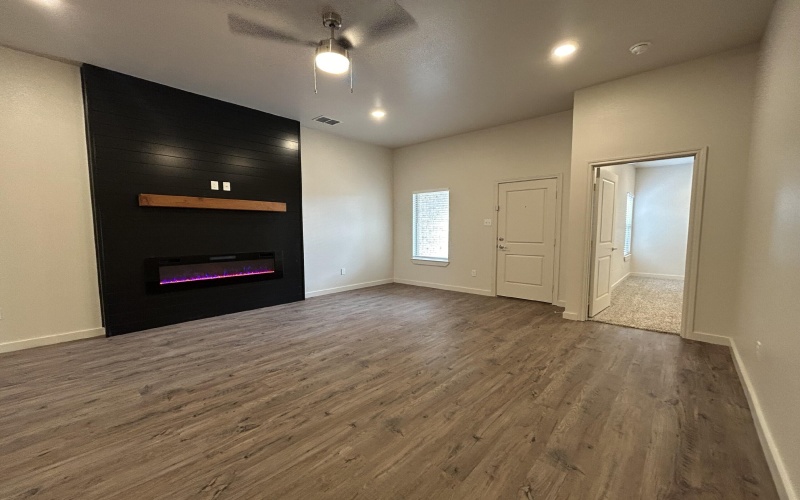 7006 40th Street #A, Lubbock, TX 79407, 3 Habitaciones Habitaciones , ,2 BañosBaños,Residential Lease,En Alquiler,7006 40th Street,202557149