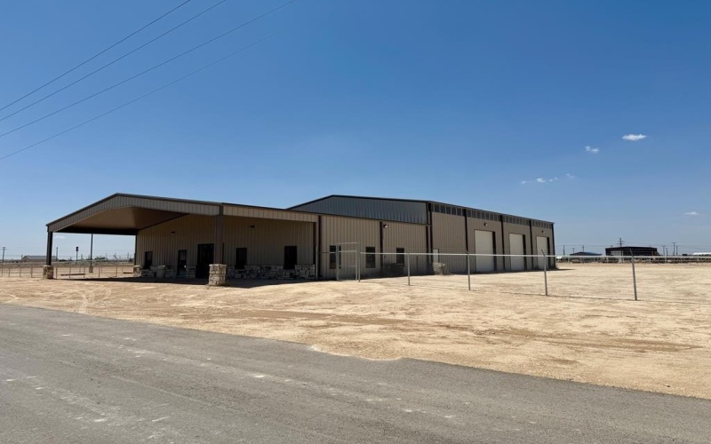 241 E Gladiator St, Odessa, TX 79766, ,Commercial Sale,En Venta,241 E Gladiator St,161372