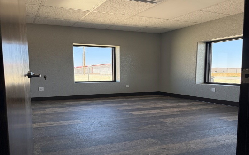 241 E Gladiator St, Odessa, TX 79766, ,Commercial Sale,En Venta,241 E Gladiator St,161372
