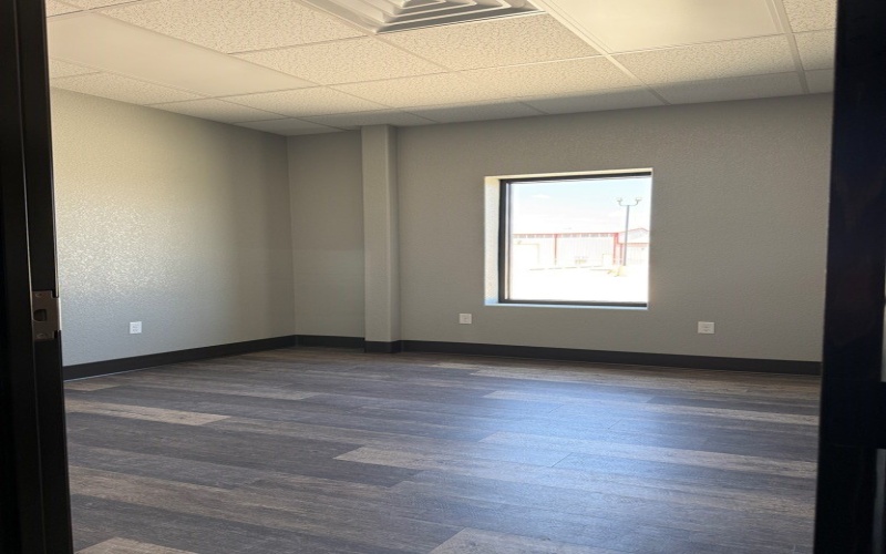 241 E Gladiator St, Odessa, TX 79766, ,Commercial Sale,En Venta,241 E Gladiator St,161372