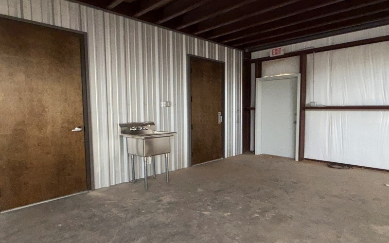241 E Gladiator St, Odessa, TX 79766, ,Commercial Sale,En Venta,241 E Gladiator St,161372