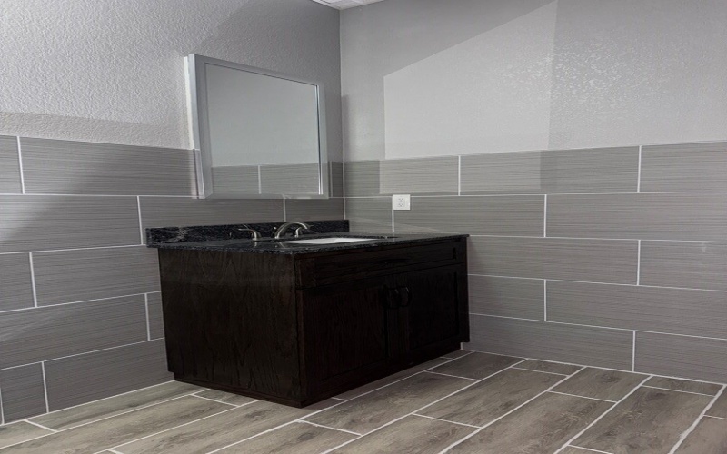 241 E Gladiator St, Odessa, TX 79766, ,Commercial Sale,En Venta,241 E Gladiator St,161372