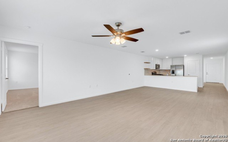 1419 mira mill, San Antonio, TX 78224, 3 Bedrooms Bedrooms, ,2 BathroomsBathrooms,Residential Lease,For Rent,1419 mira mill,1861474