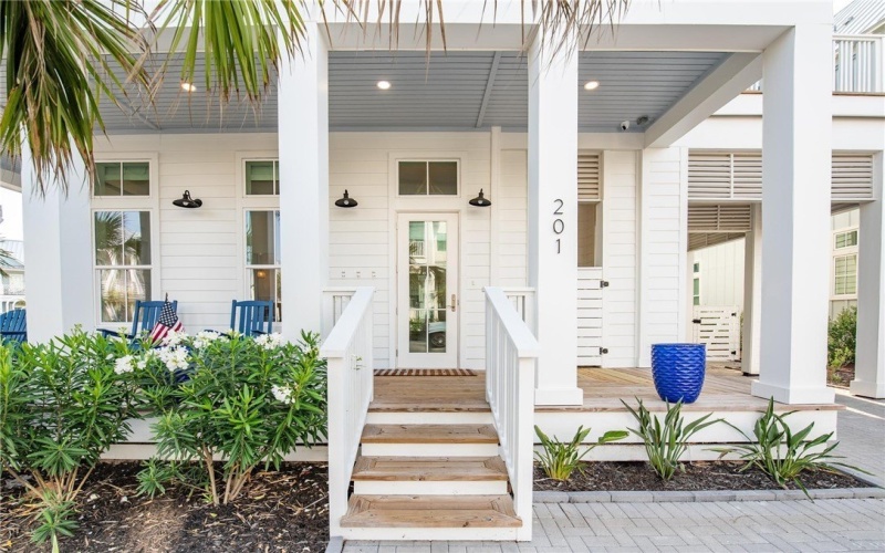 201 Lakeshore Street, Port Aransas, TX 78373, 5 Bedrooms Bedrooms, ,6 BathroomsBathrooms,Residential,For Sale,201 Lakeshore Street,458361