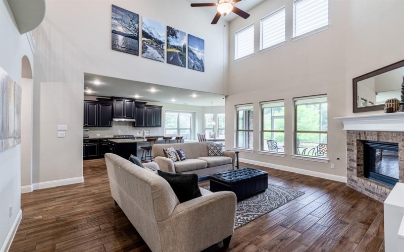 2701 Burgundy Trail, Rowlett, TX 75088, 5 Habitaciones Habitaciones , ,3 BañosBaños,Residential,En Venta,2701 Burgundy Trail,20949636