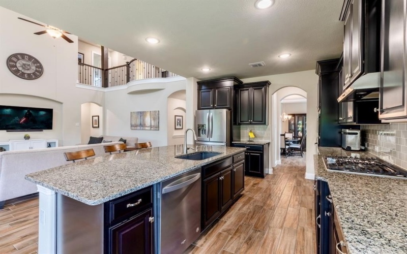 2701 Burgundy Trail, Rowlett, TX 75088, 5 Habitaciones Habitaciones , ,3 BañosBaños,Residential,En Venta,2701 Burgundy Trail,20949636