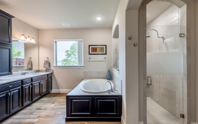 2701 Burgundy Trail, Rowlett, TX 75088, 5 Habitaciones Habitaciones , ,3 BañosBaños,Residential,En Venta,2701 Burgundy Trail,20949636