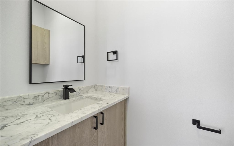 2811 Rodeo Drive, Quinlan, TX 75474, 5 Habitaciones Habitaciones , ,3 BañosBaños,Residential Lease,En Alquiler,2811 Rodeo Drive,20984286