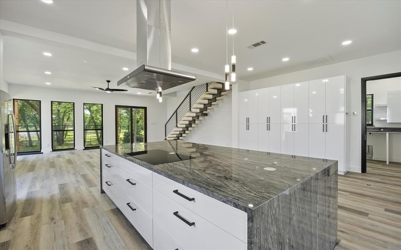 2811 Rodeo Drive, Quinlan, TX 75474, 5 Habitaciones Habitaciones , ,3 BañosBaños,Residential Lease,En Alquiler,2811 Rodeo Drive,20984286