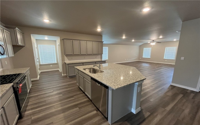 7206 Wilder Lane, Corpus Christi, TX 78414, 4 Habitaciones Habitaciones , ,2 BañosBaños,Residential,En Venta,7206 Wilder Lane,455007