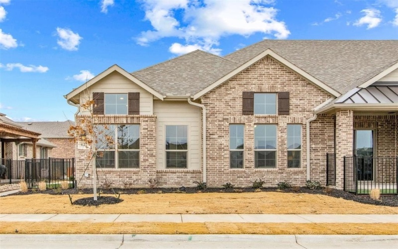 644 Oakridge Drive, Wylie, TX 75098, 2 Bedrooms Bedrooms, ,2 BathroomsBathrooms,Residential,For Sale,644 Oakridge Drive,20987098