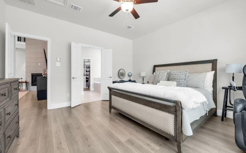 157 S Oak Drive, Oak Point, TX 75068, 4 Bedrooms Bedrooms, ,3 BathroomsBathrooms,Residential,For Sale,157 S Oak Drive,20987493