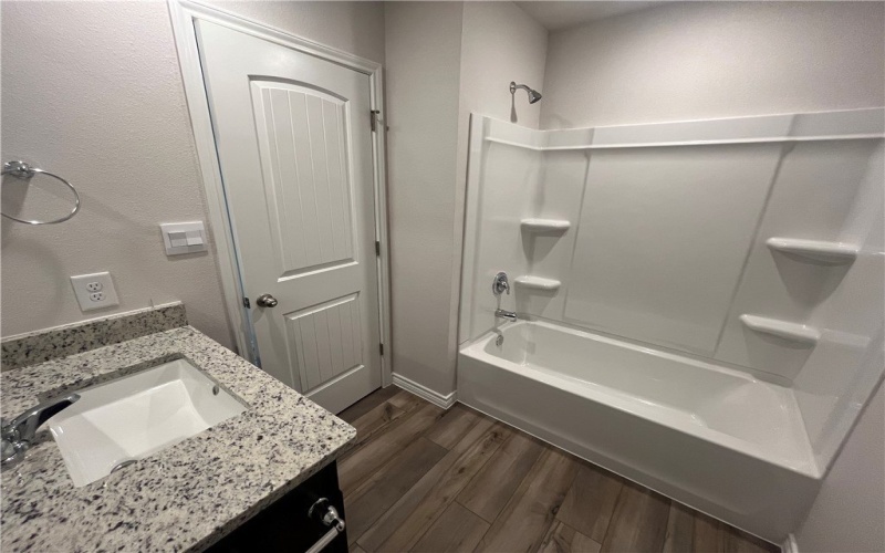 7318 Wilder Lane, Corpus Christi, TX 78414, 4 Bedrooms Bedrooms, ,3 BathroomsBathrooms,Residential,For Sale,7318 Wilder Lane,455014