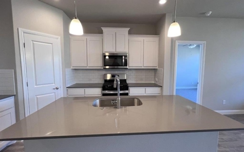 1821 BRINDLE Street, Northlake, TX 76247, 4 Habitaciones Habitaciones , ,2 BañosBaños,Residential,En Venta,1821 BRINDLE Street,20985394