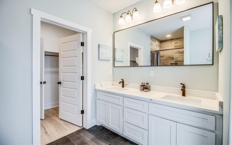 1931 Eskridge Street, Port Aransas, TX 78373, 4 Bedrooms Bedrooms, ,2 BathroomsBathrooms,Residential,For Sale,1931 Eskridge Street,455089