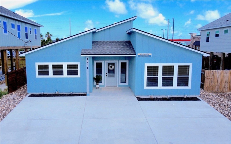 1931 Eskridge Street, Port Aransas, TX 78373, 4 Bedrooms Bedrooms, ,2 BathroomsBathrooms,Residential,For Sale,1931 Eskridge Street,455089