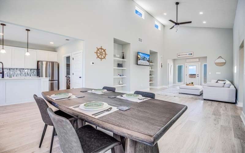 1931 Eskridge Street, Port Aransas, TX 78373, 4 Bedrooms Bedrooms, ,2 BathroomsBathrooms,Residential,For Sale,1931 Eskridge Street,455089