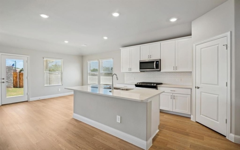 3414 Pat Mayse Drive, Farmersville, TX 75442, 4 Habitaciones Habitaciones , ,3 BañosBaños,Residential,En Venta,3414 Pat Mayse Drive,20985943