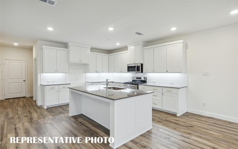 8876 Magnet Drive, Frisco, TX 75035, 3 Bedrooms Bedrooms, ,2 BathroomsBathrooms,Residential,For Sale,8876 Magnet Drive,20986186