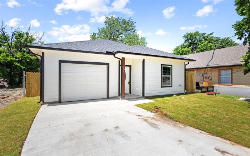 620 S First, Sherman, TX 75090, 2 Habitaciones Habitaciones , ,2 BañosBaños,Residential,En Venta,620 S First,20986489