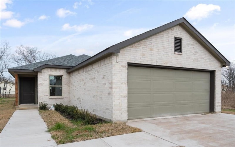 708 E 16TH Avenue, Corsicana, TX 75110, 3 Habitaciones Habitaciones , ,2 BañosBaños,Residential,En Venta,708 E 16TH Avenue,20986627