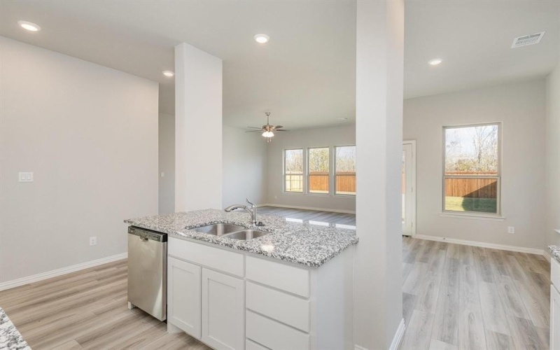 2617 DONELLA Drive, Denton, TX 76207, 5 Bedrooms Bedrooms, ,3 BathroomsBathrooms,Residential,For Sale,2617 DONELLA Drive,20986644