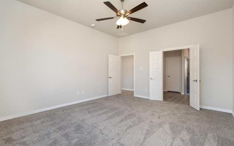 2617 DONELLA Drive, Denton, TX 76207, 5 Bedrooms Bedrooms, ,3 BathroomsBathrooms,Residential,For Sale,2617 DONELLA Drive,20986644