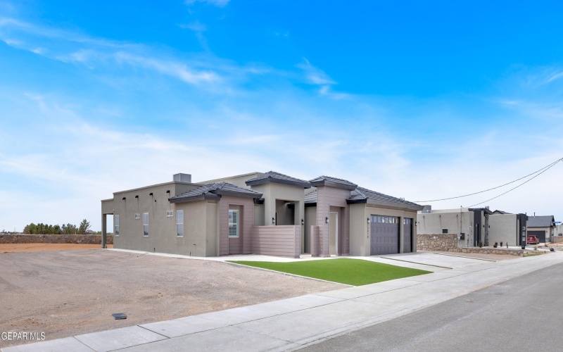 15010 Hinojos Ave, El Paso, TX 79938, 4 Habitaciones Habitaciones , ,5 BañosBaños,Residential,En Venta,15010 Hinojos Ave,925673