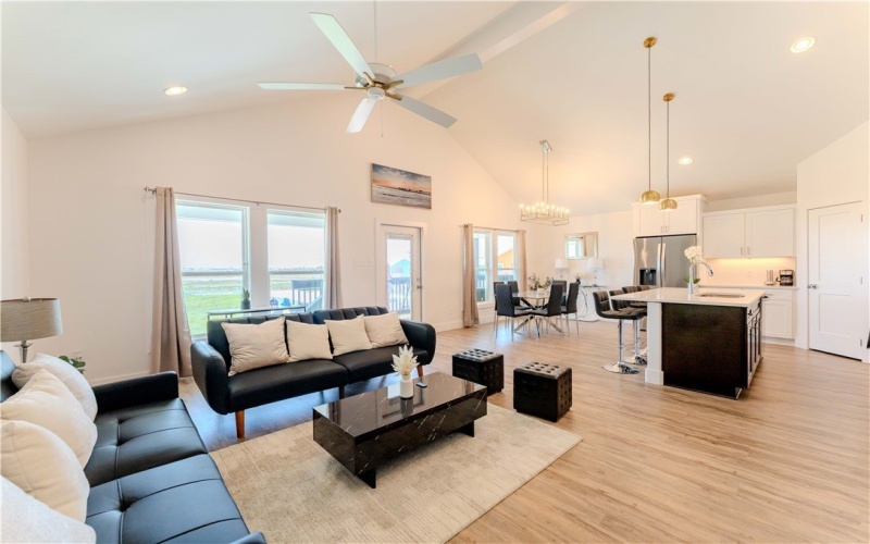 139 Redfish, Port Aransas, TX 78373, 4 Habitaciones Habitaciones , ,3 BañosBaños,Residential,En Venta,139 Redfish,458793