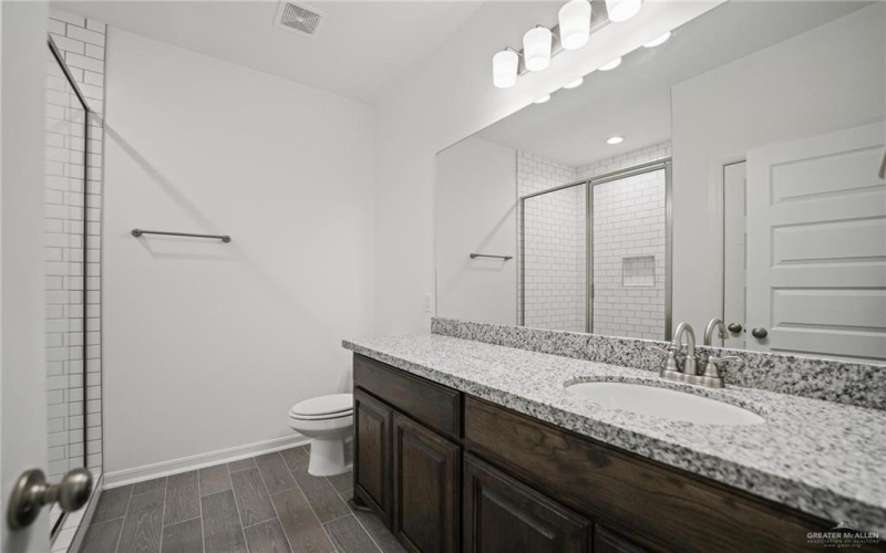 8318 N 34th Lane, McAllen, TX 78504, 4 Habitaciones Habitaciones , ,3 BañosBaños,Residential,En Venta,8318 N 34th Lane,475106