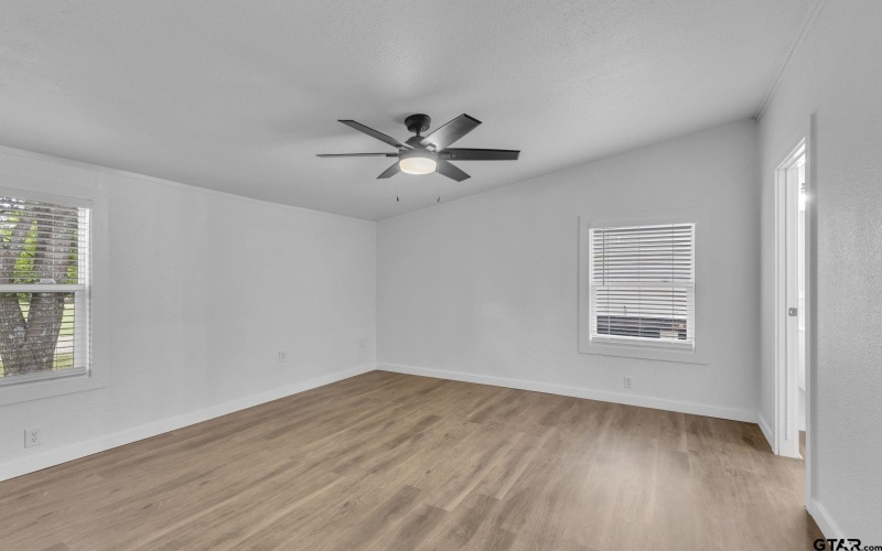 441 N Hill, Tyler, TX 75706, 3 Habitaciones Habitaciones , ,2 BañosBaños,Residential,En Venta,441 N Hill,25010029