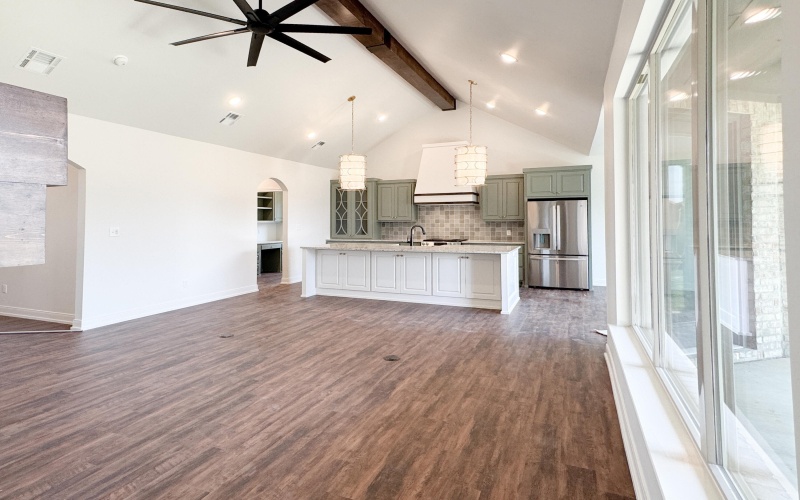 5515 119th Street, Lubbock, TX 79424, 4 Bedrooms Bedrooms, ,2 BathroomsBathrooms,Residential,For Sale,5515 119th Street,202557253