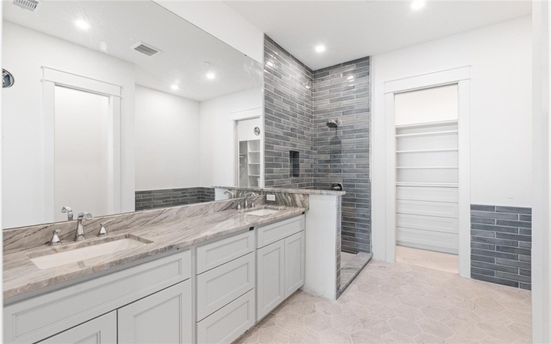 136 W Cotter Avenue unit: 12 #12, Port Aransas, TX 78373, 2 Bedrooms Bedrooms, ,2 BathroomsBathrooms,Residential,For Sale,136 W Cotter Avenue unit: 12,455195