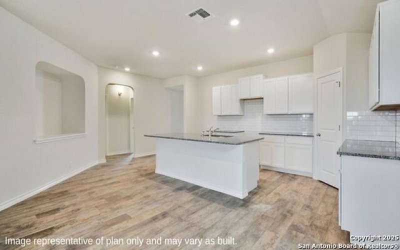 5014 Royal Mile, Converse, TX 78109, 4 Habitaciones Habitaciones , ,2 BañosBaños,Residential,En Venta,5014 Royal Mile,1880713