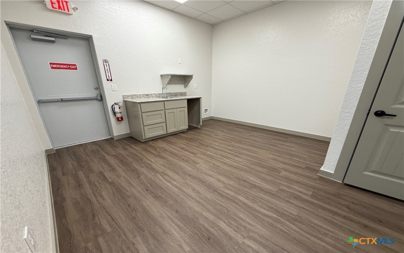 2101 Memory Lane #105, Harker Heights, TX 76548, ,Arrendamiento Comercial,En Alquiler,2101 Memory Lane,585439