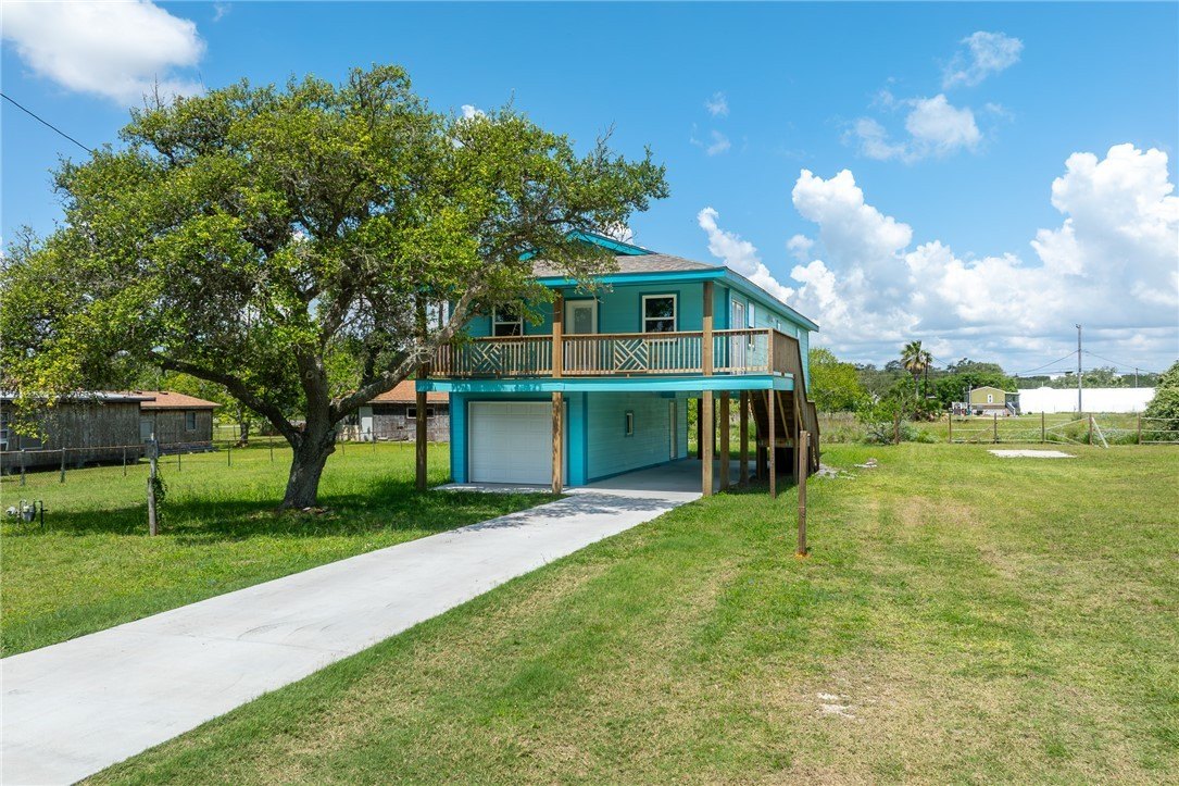 1123 S Fuqua Street, Rockport, TX 78382, 3 Habitaciones Habitaciones , ,2 BañosBaños,Residential,En Venta,1123 S Fuqua Street,458884