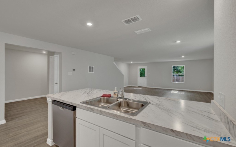 705 Black Mountain, Seguin, TX 78155, 5 Bedrooms Bedrooms, ,3 BathroomsBathrooms,Residential,For Sale,705 Black Mountain,585456
