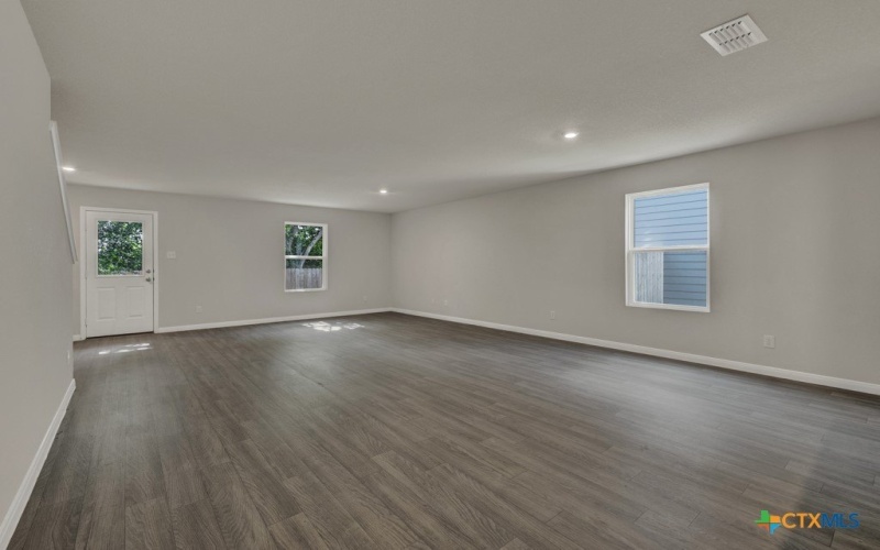 705 Black Mountain, Seguin, TX 78155, 5 Bedrooms Bedrooms, ,3 BathroomsBathrooms,Residential,For Sale,705 Black Mountain,585456