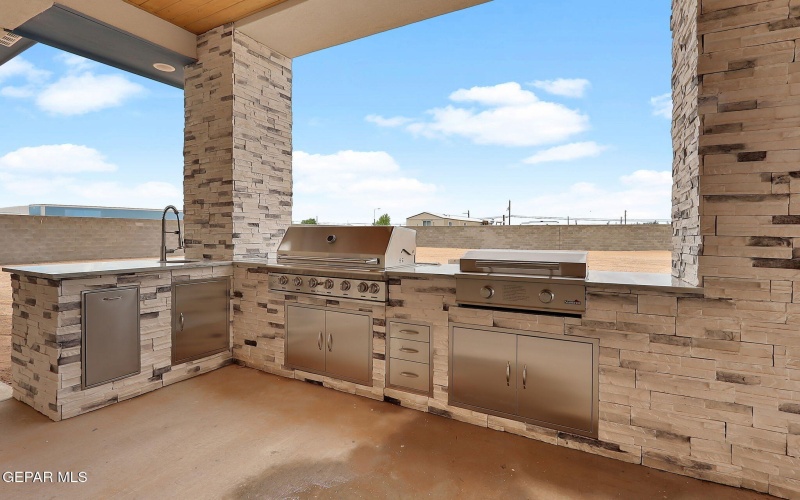 15031 Arkmonk Avenue, El Paso, TX 79928, 4 Habitaciones Habitaciones , ,1 BañoBaños,Residential,En Venta,15031 Arkmonk Avenue,925717