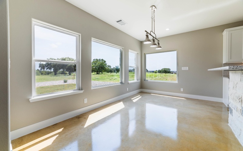 215 Oak Grove Parkway, Kingsland, TX 78639, 3 Habitaciones Habitaciones , ,2 BañosBaños,Residential,En Venta,215 Oak Grove Parkway,174117