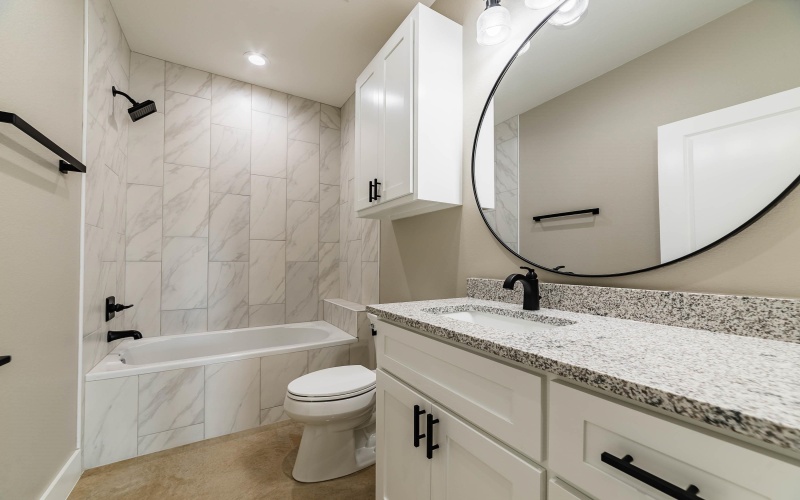 215 Oak Grove Parkway, Kingsland, TX 78639, 3 Habitaciones Habitaciones , ,2 BañosBaños,Residential,En Venta,215 Oak Grove Parkway,174117