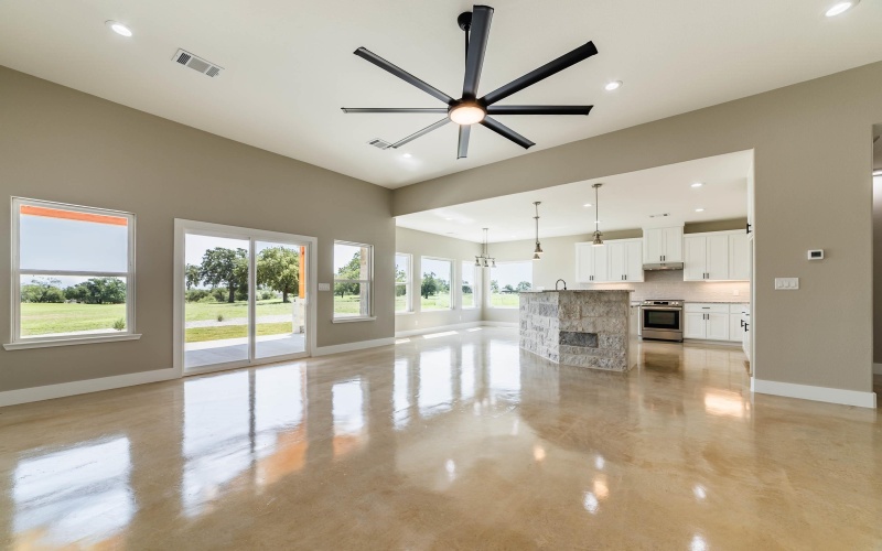 215 Oak Grove Parkway, Kingsland, TX 78639, 3 Habitaciones Habitaciones , ,2 BañosBaños,Residential,En Venta,215 Oak Grove Parkway,174117