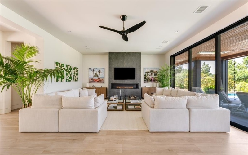 3910 Windward Way, Malakoff, TX 75148, 9 Habitaciones Habitaciones , ,7 BañosBaños,Residential,En Venta,3910 Windward Way,20947174