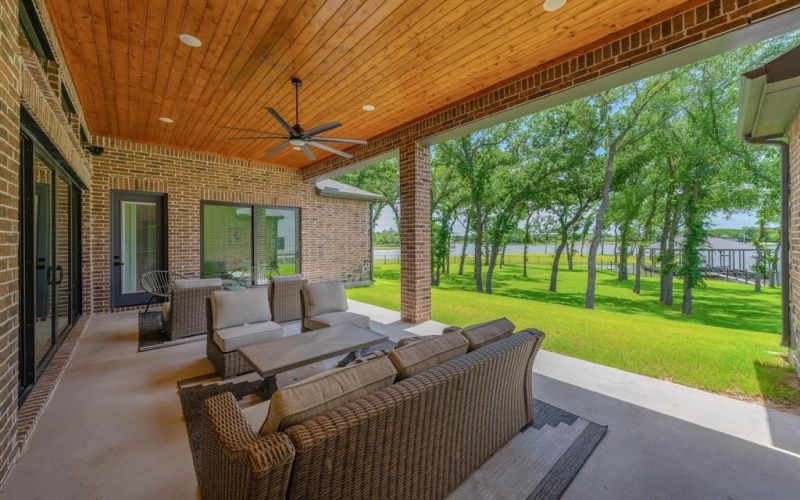 7061 The Resort Drive, Fort Worth, TX 76179, 5 Habitaciones Habitaciones , ,5 BañosBaños,Residential,En Venta,7061 The Resort Drive,20988478